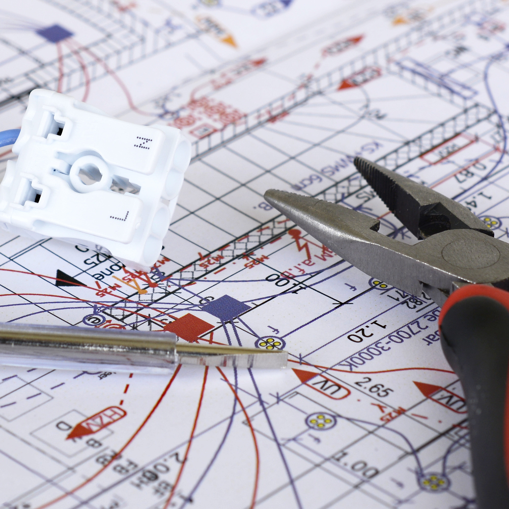 Organización y gestión de los procesos de mantenimiento de las instalaciones eléctricas en el entorno de edificios y con fines especiales